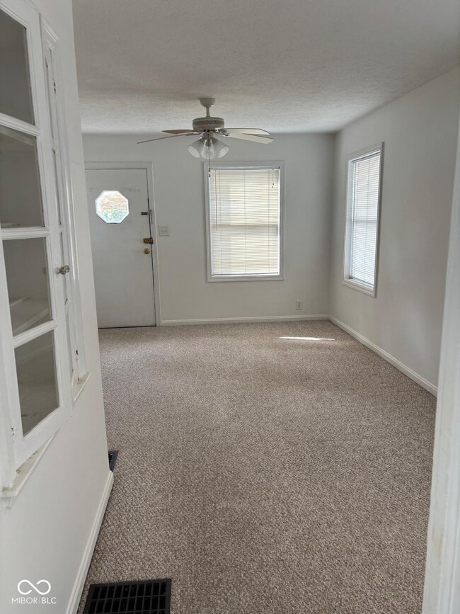 Photo - 4021 Clarendon Rd