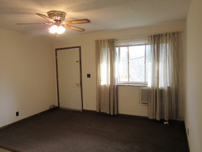 Photo - 9 Circle Dr Unit 3