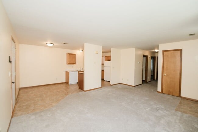 Photo - Maintenance free 2 bedroom, 1 bath town-ho...