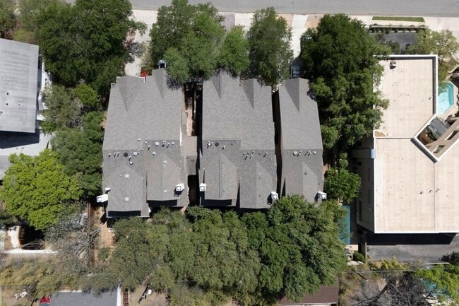 Photo - 145 Elizabeth Rd