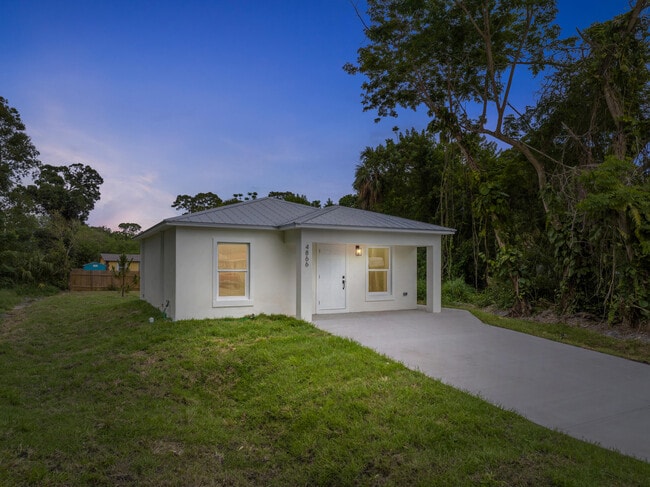 Building Photo - 4866 33rd Ave Rental