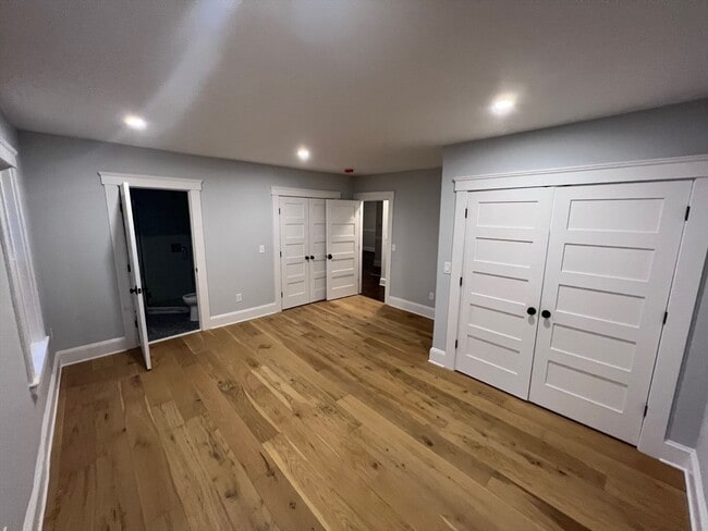 Photo - 79 Robert St Unit 1