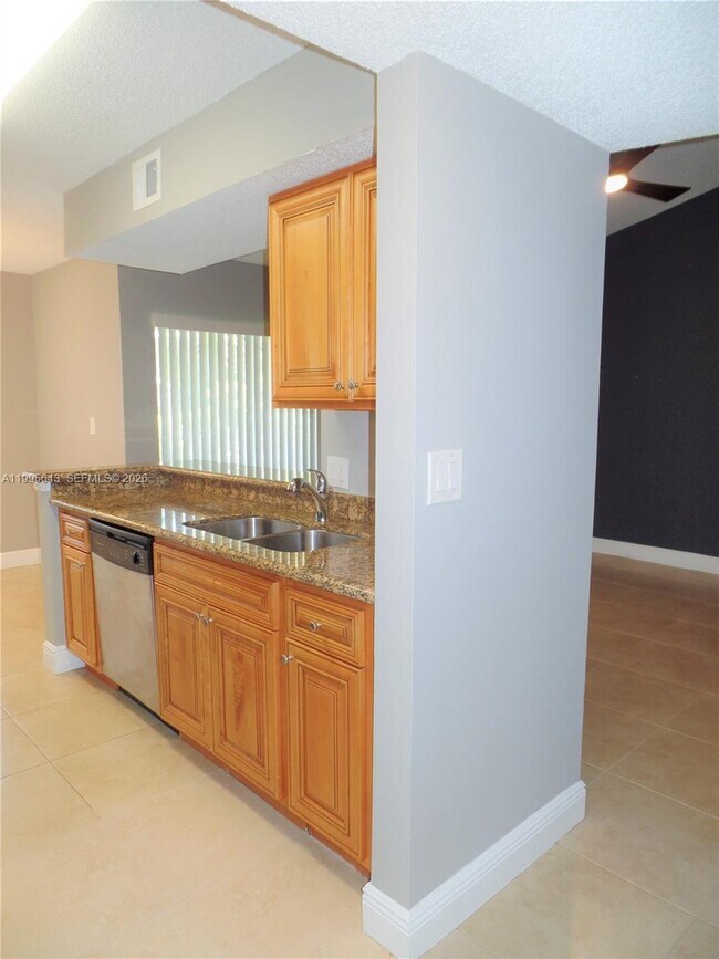 Photo - 5740 Rock Island Rd Unit 299