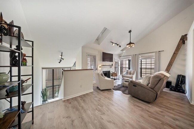 Photo - 4904 Feagan St Condo Unit 1