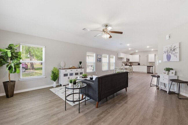 Photo - 803 Jefferson Ave