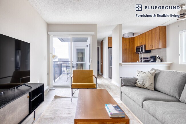 Building Photo - 615 S Catalina Ave Rental