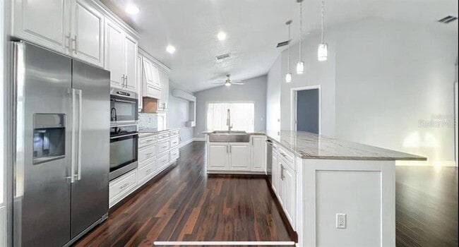 Photo - 167 Haversham Way