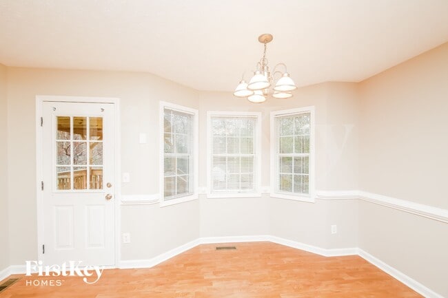 Photo - 385 Fairview Oak Pl