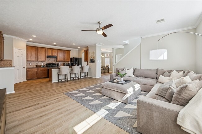 Photo - 3319 Leading Point Dr