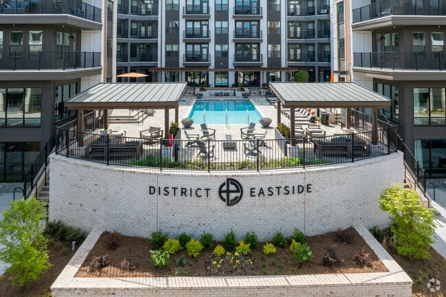 Building Photo - District Eastside