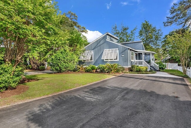 Building Photo - 1569 Landing Rd