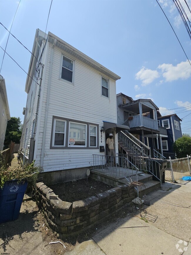 Building Photo - 2016 Grant Ave Rental