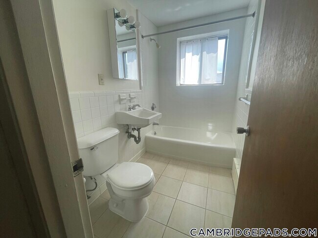 Photo - 9 Chester St Unidad 44