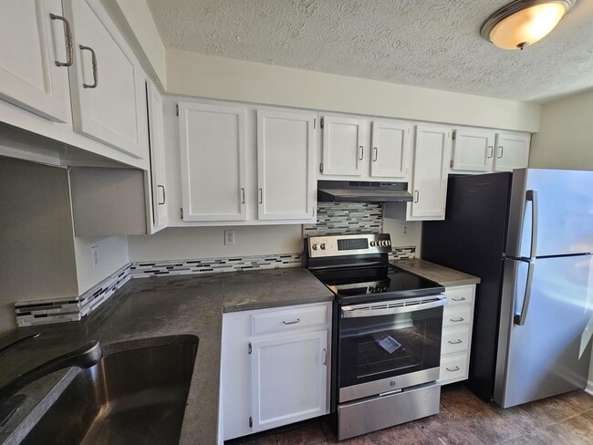 Photo - 9432 Lexington Cir