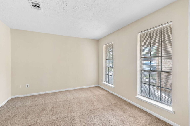 Building Photo - 9603 Landry Blvd