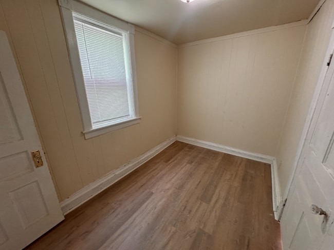 Photo - 2004 W Lincoln Ave