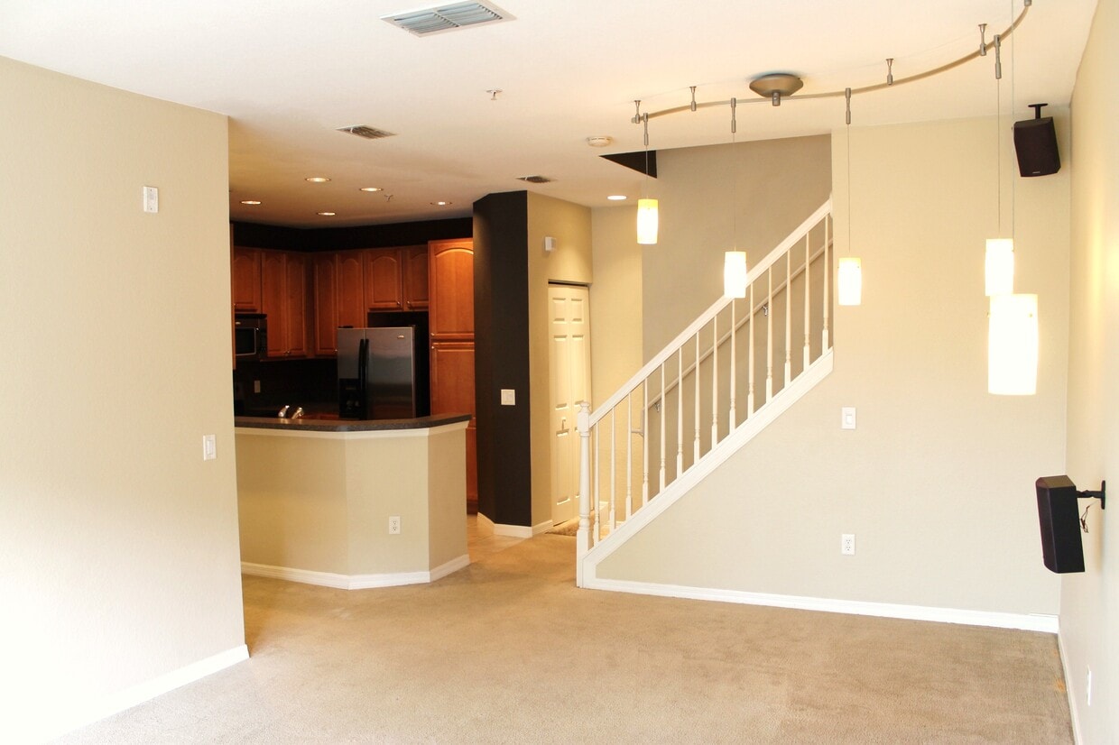 Photo - 2460 Grand Central Pky (Orlando, FL)