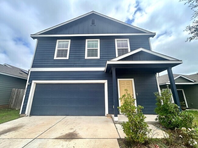 Building Photo - Your Next Home Awaits – Bright, Modern & M...