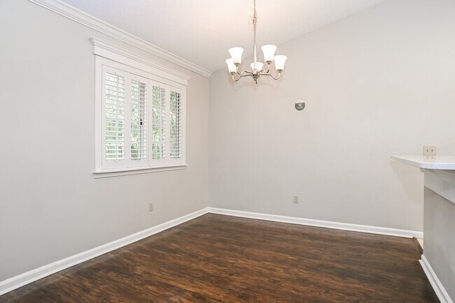 Photo - 9552 Glenn Abbey Way