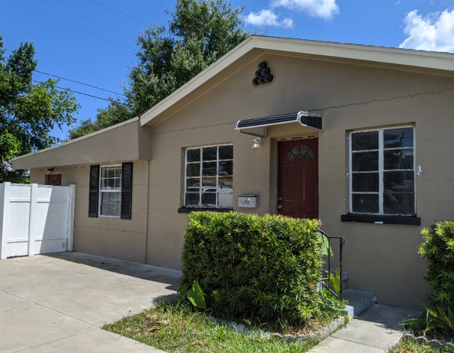 Building Photo - 1530 11th Ave N Rental