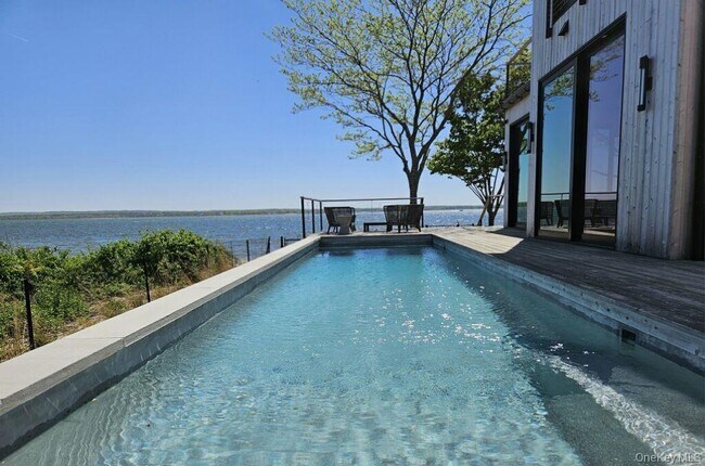 599 Peconic Bay Blvd