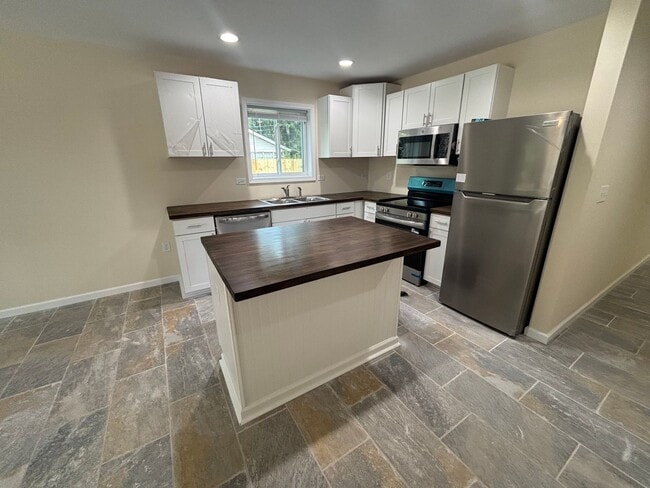 Photo - 307 W General Stewart Wy Unit A