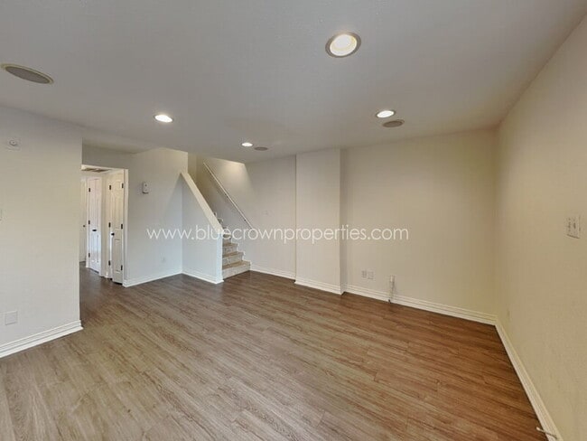 Photo - 2722 Knight St Unit 316c