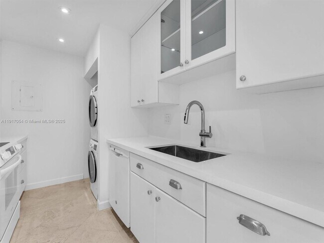 Photo - 255 Galen Dr Unit 4I