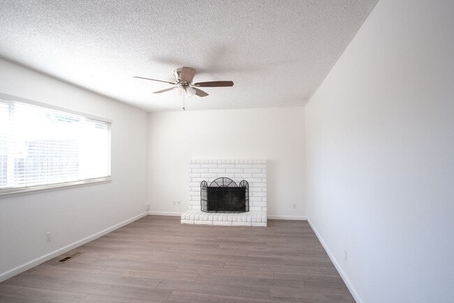 Photo - Charming residence for rent with perfect b...