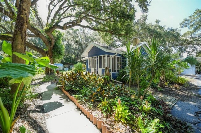 Photo - 1230 35th St