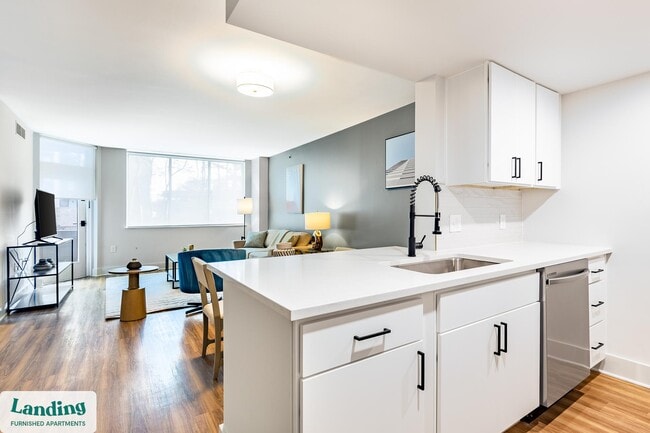 Photo - 1221 S Eads St Unidad 02-0204.1410107