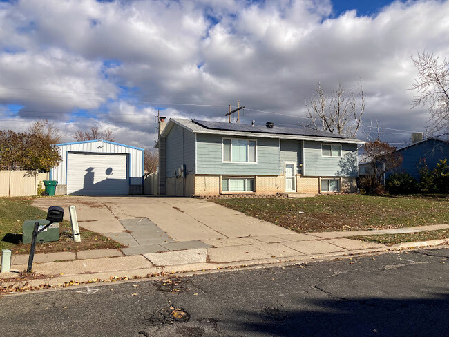 Photo - 2176 S 150 W House