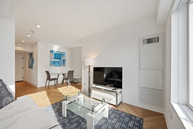 Photo - 225 Adelaide St W Unit SI ID1357593P