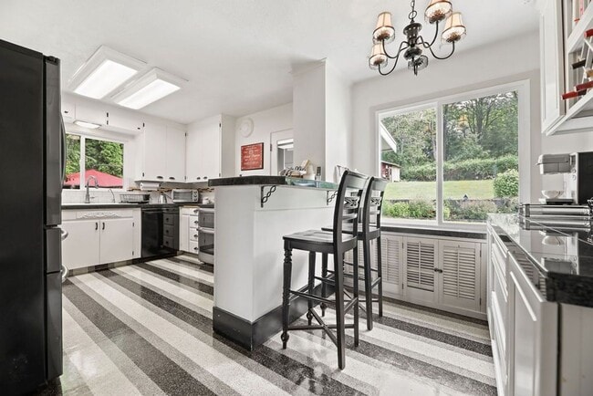 Photo - Snohomish Timeless Classic Rental Home