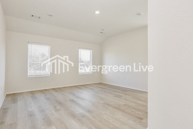 Photo - 20 Sourdough Crk Ln