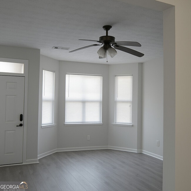 Photo - 6416 Ellenwood Dr