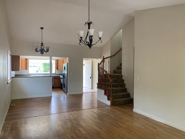 Photo - Great Home in H Section of Rohnert Park ~ 5 bedrooms and 2 bathrooms ~ Co Signers are Accepted