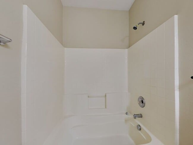 Photo - *No Application Fees *$500 off 1st month r...