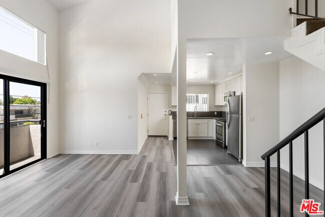 Photo - 6212 Fulton Ave Unidad 205