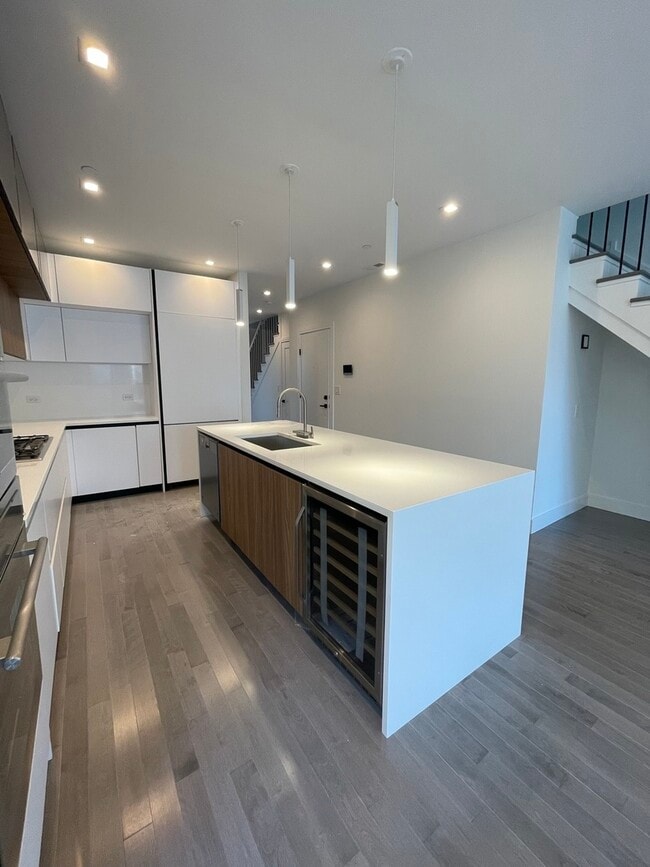 Photo - 719 N Elizabeth St Unit 3S