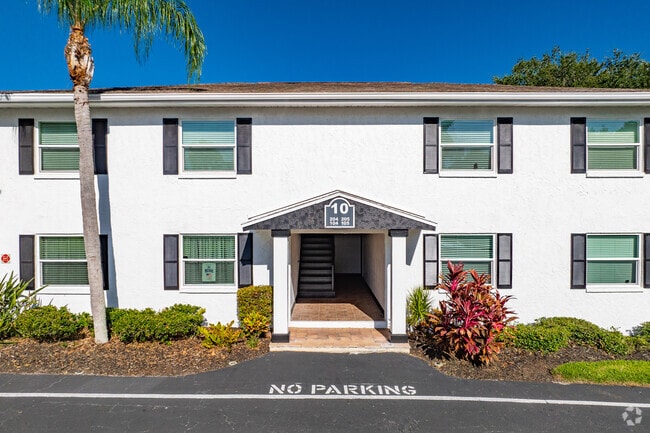 13125 Wilcox Rd Largo, FL