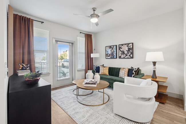 Photo - Promenade Apartments