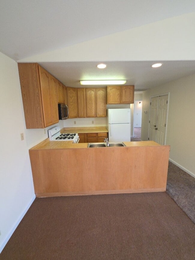 Photo - Charming 2-bedroom, 2-bathroom home in Nice