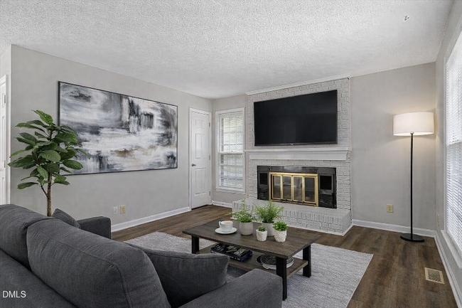 Photo - 5208 Windwood Ct