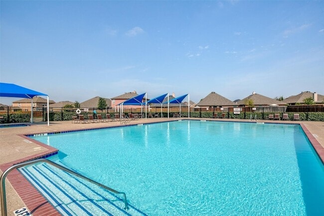 Photo - 2704 Evening Mist Dr