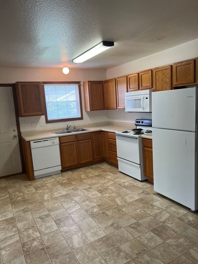 Photo - 2626 E Oakbrook Dr Unidad A