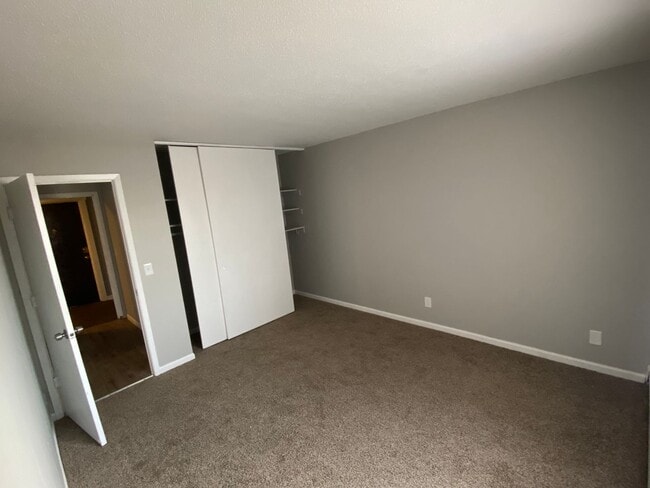 Photo - Eat Street Flat LLC