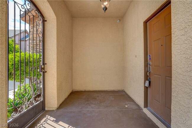 Photo - 9176 Worsley Park Pl