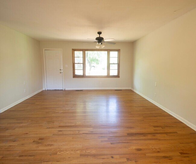 Photo - 3 Bed 1 Bath House