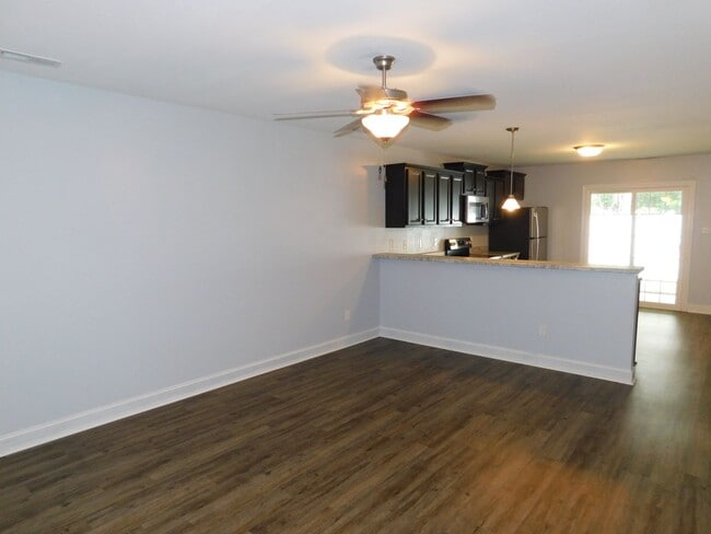 Photo - Like New Townhome!